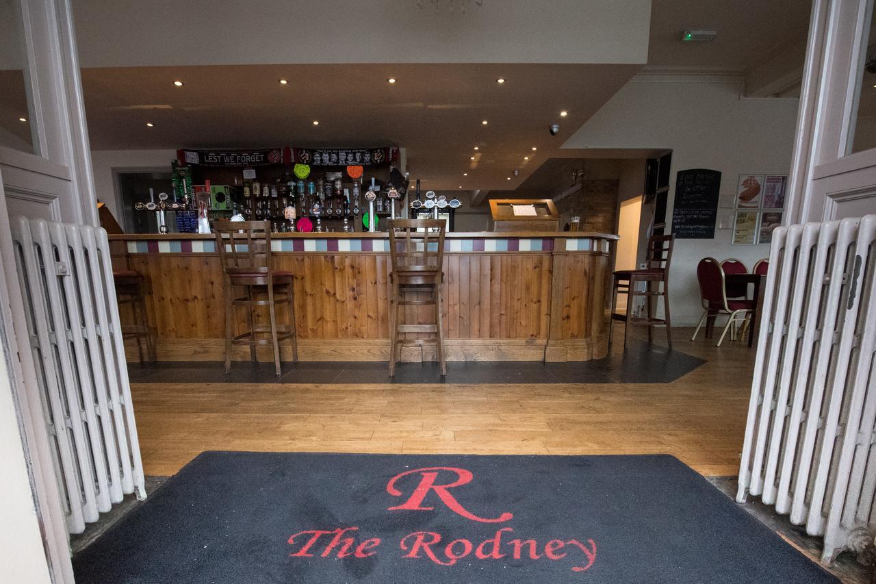 The Rodney Hotell Warrington Exteriör bild
